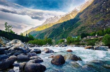 Top Reliable Travel Agents in Siliguri – AKK Crusier Private Limited