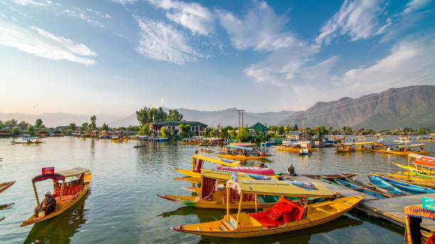 Kashmir tour packages from siliguri