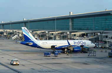 Are online flight deals really cheaper? We break down the truth about booking flights vs. using a travel agent. Save money & travel smarter